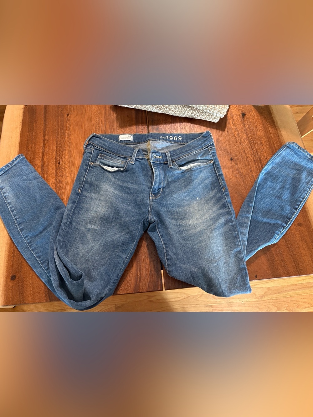 GAP 1969 Medium Blue Legging Jeans